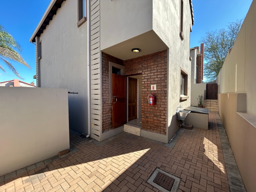 2 Bedroom Property for Sale in Xanadu Eco Park North West